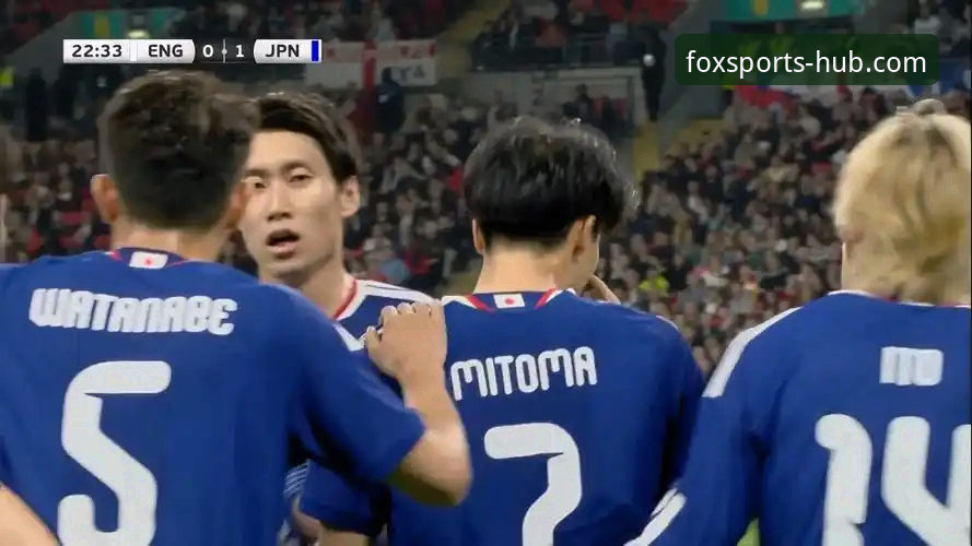 英格兰0-1日本 vs 火狐体育观赛体验：技术与荣耀的全面对比
